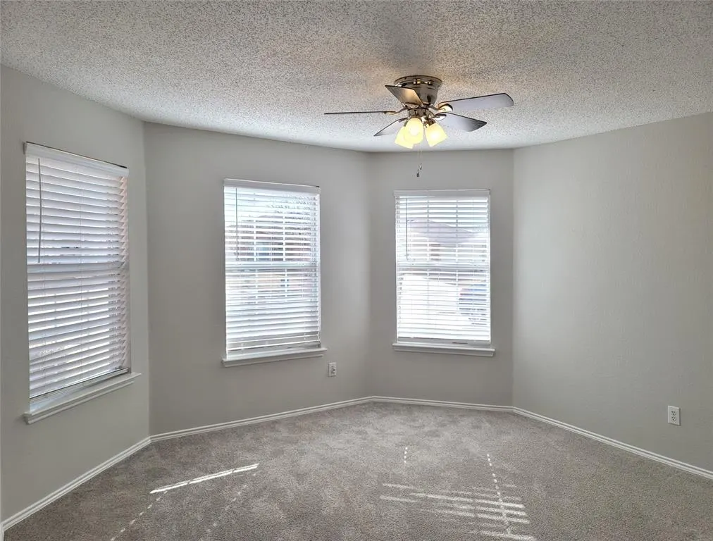 1706 Willow Way