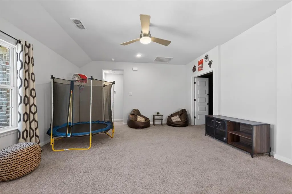 3914 Blue Stem Boulevard