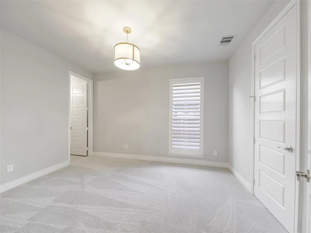 3240 Lexington Drive