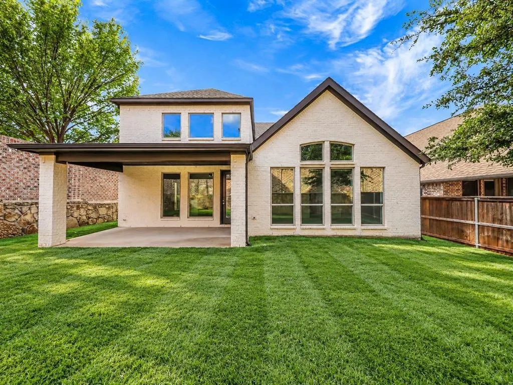 3240 Lexington Drive