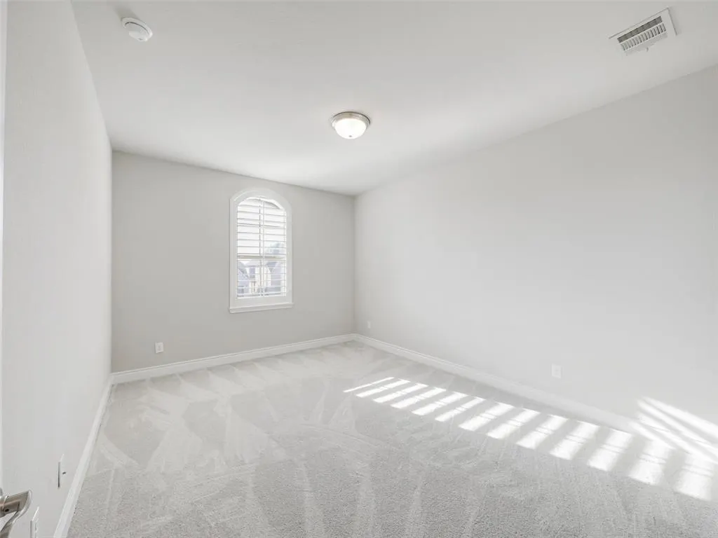 3240 Lexington Drive