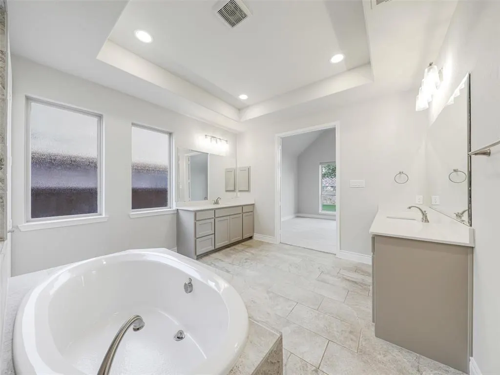 3240 Lexington Drive