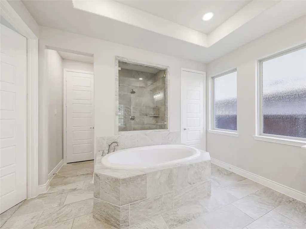 3240 Lexington Drive