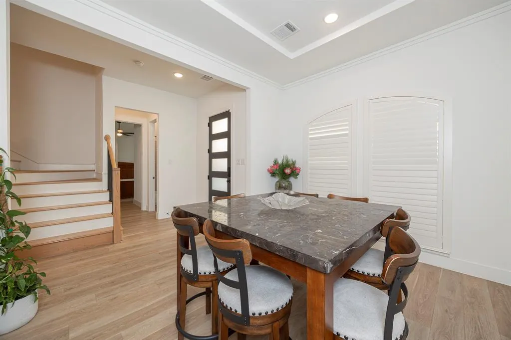 1670 Mcmaster Lane