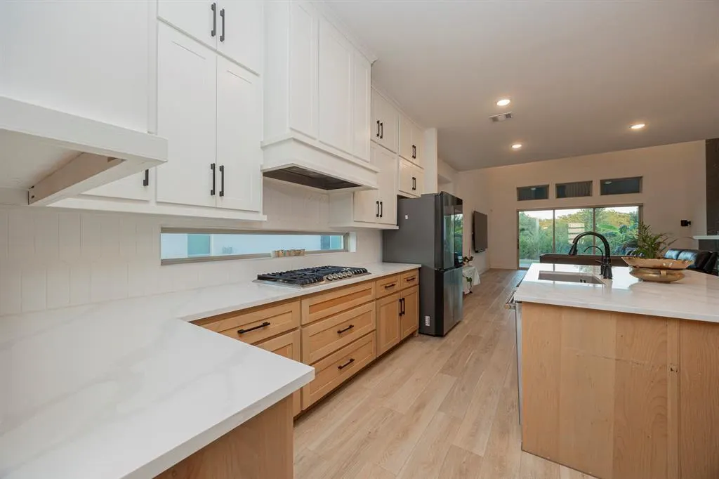 1670 Mcmaster Lane