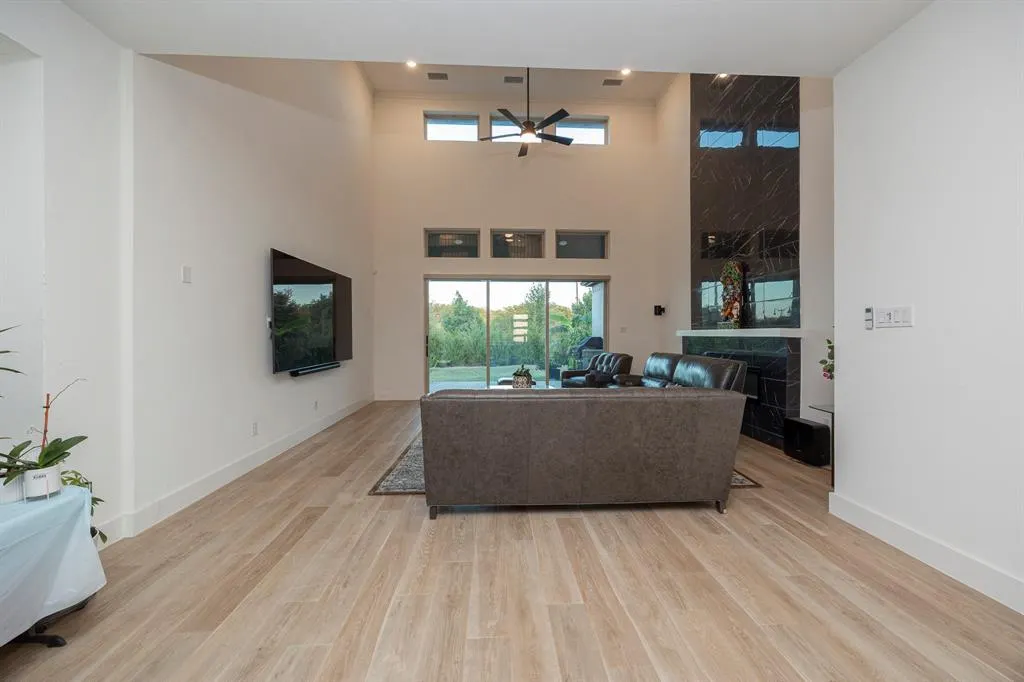 1670 Mcmaster Lane
