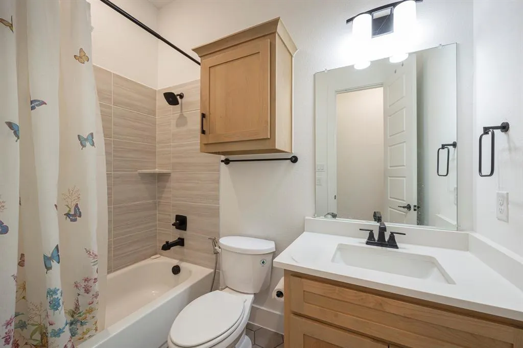 1670 Mcmaster Lane
