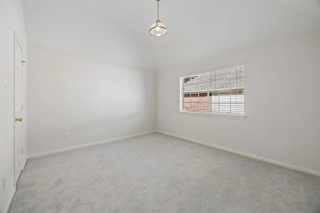 4424 Courtney Lane