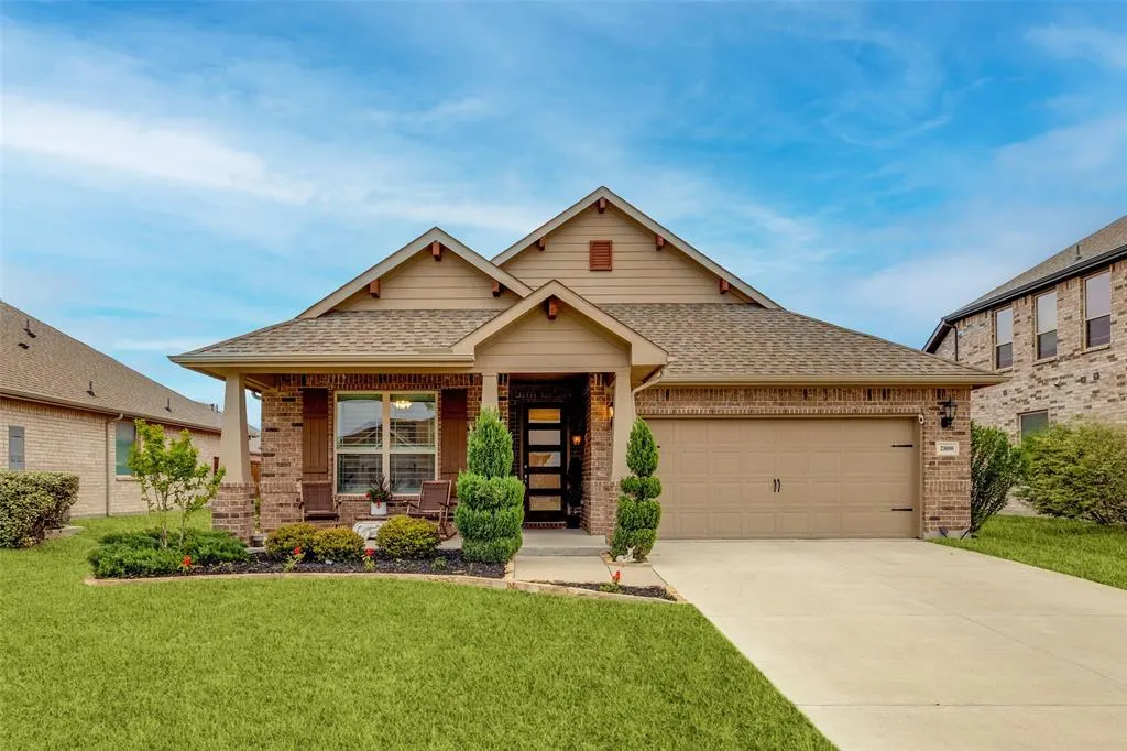 2800 Lakeside Drive