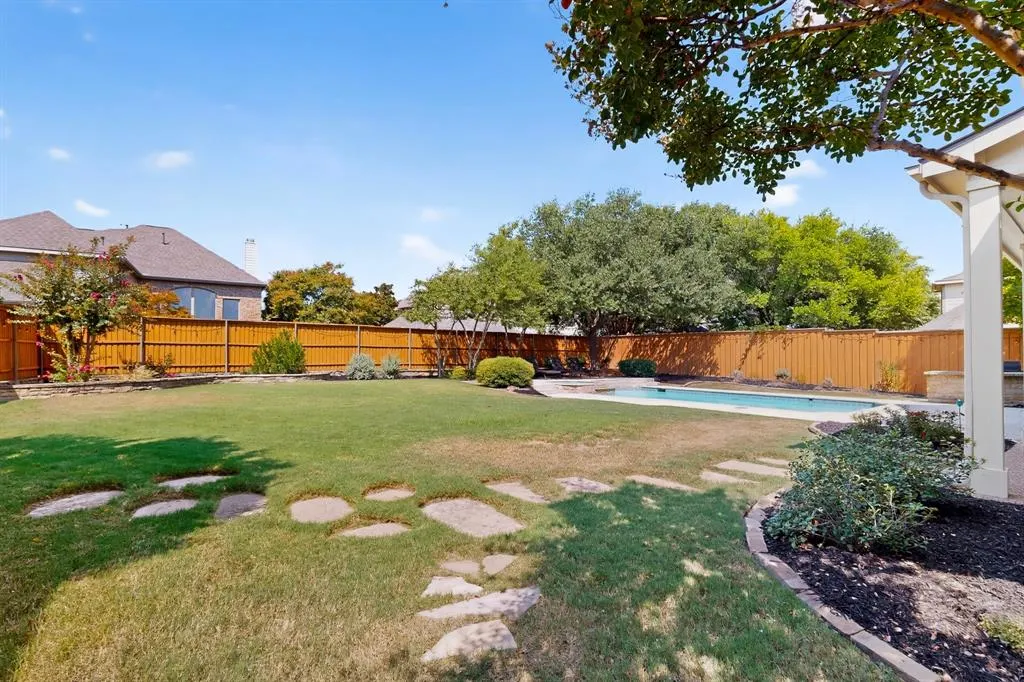 1921 Armstrong Drive