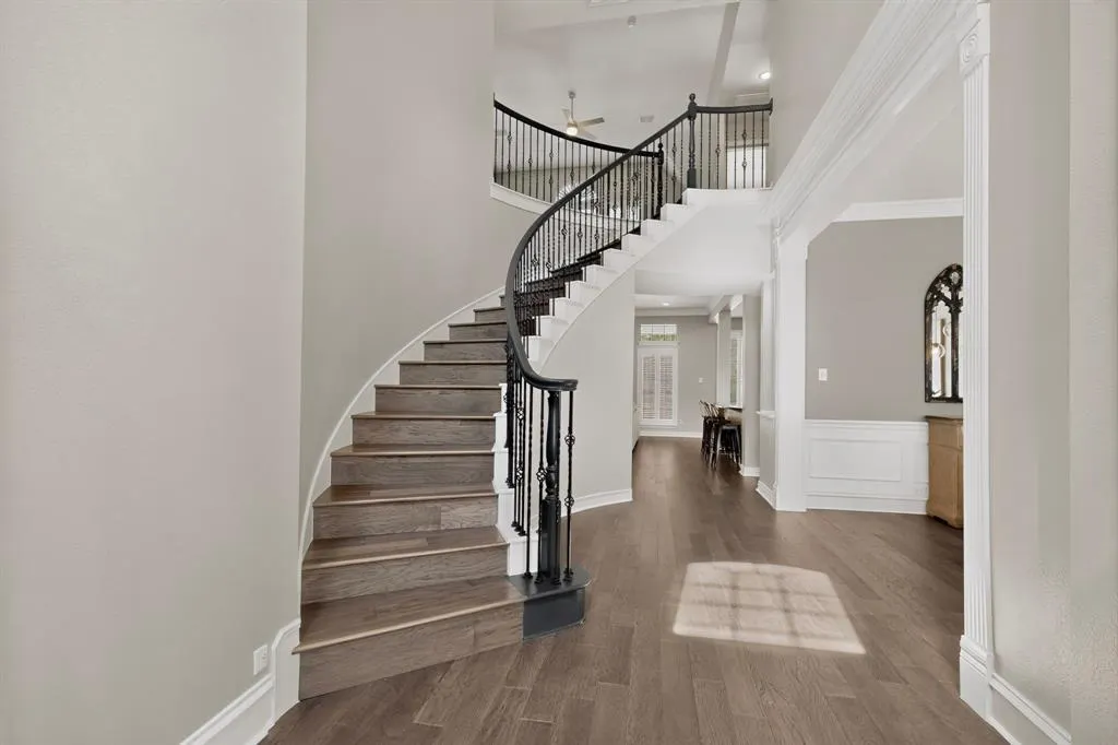 1921 Armstrong Drive