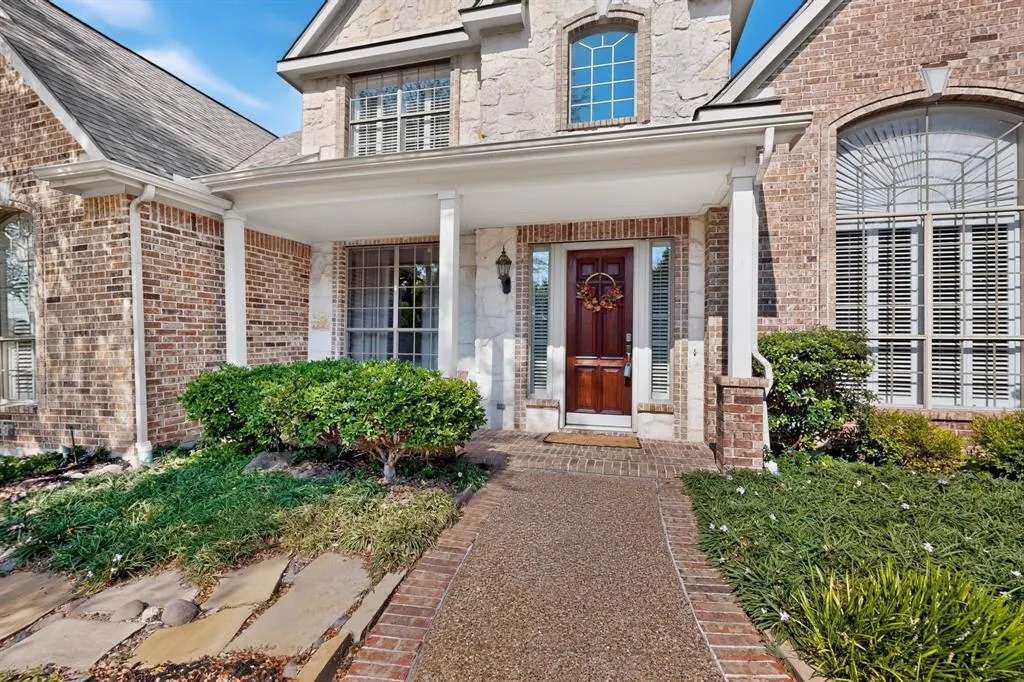 1921 Armstrong Drive