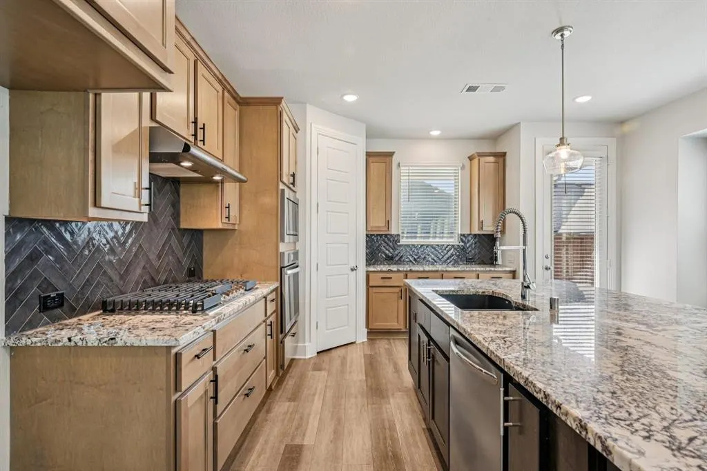 1920 Dappled Grey Avenue