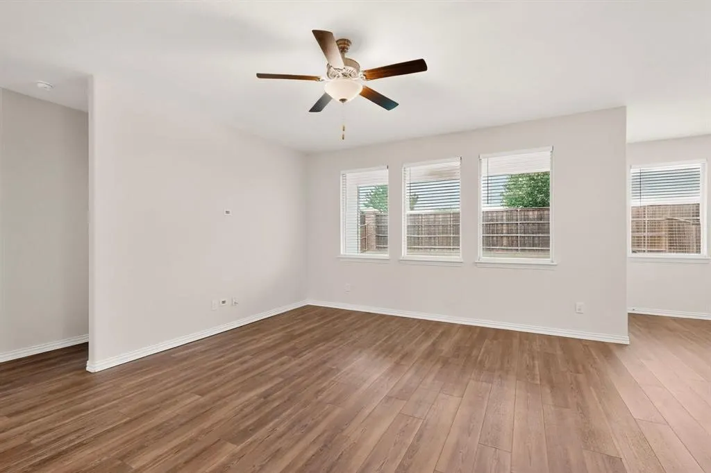3321 Riverside Drive