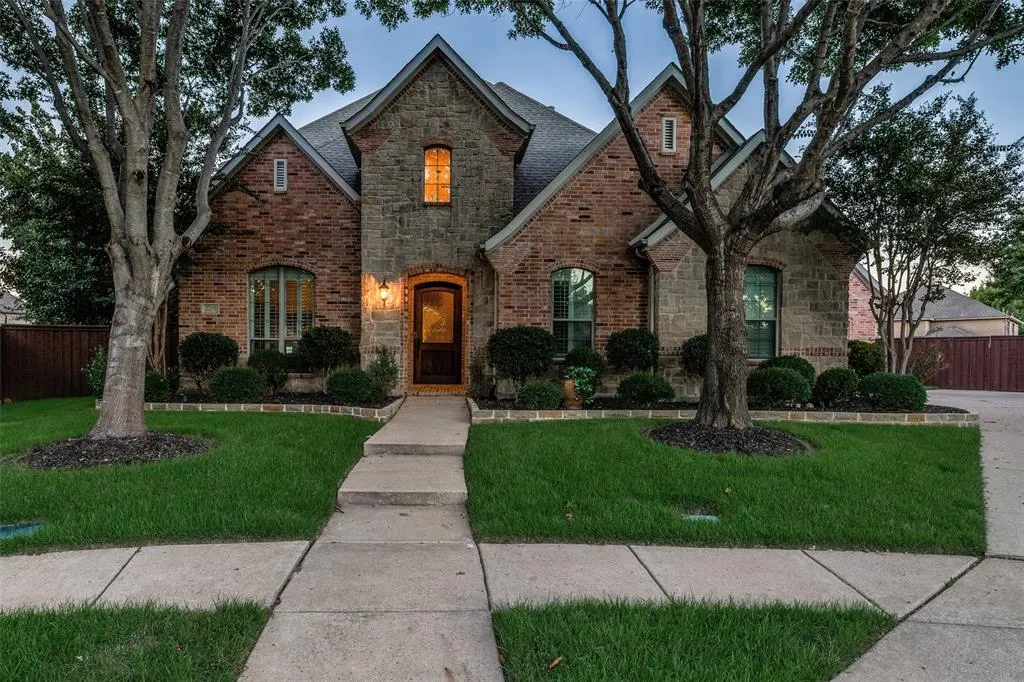 7501 Thistledown Drive