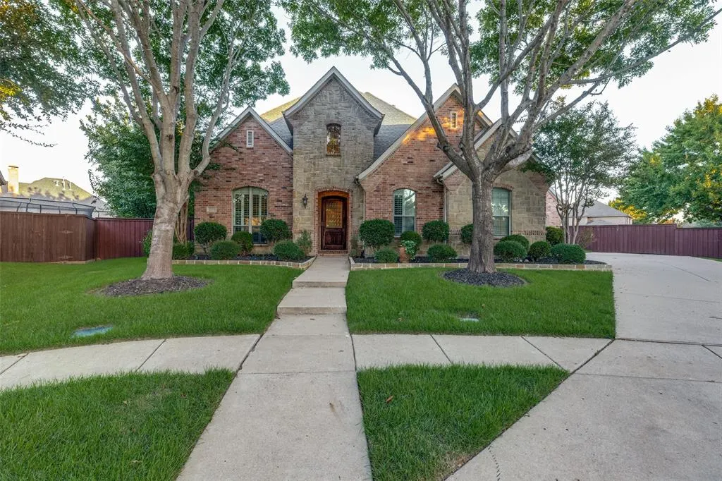 7501 Thistledown Drive