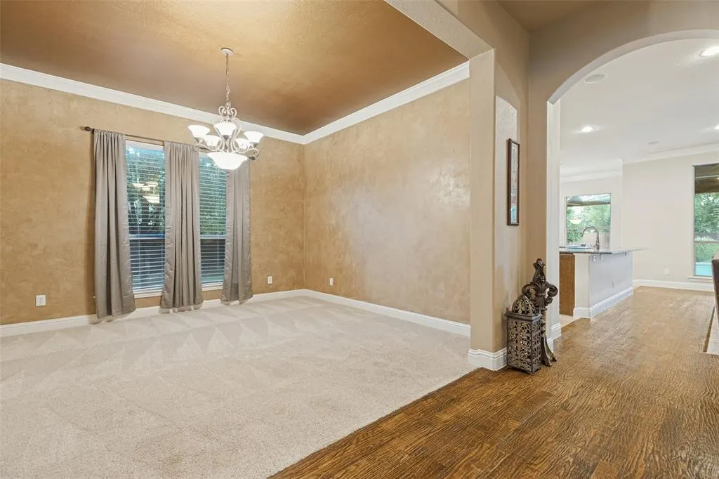7501 Thistledown Drive