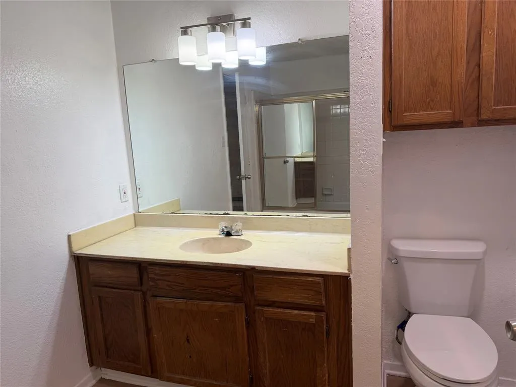 7552 Boxwood Court