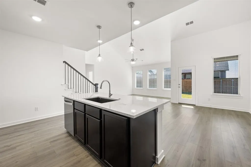 8909 Haste Lane