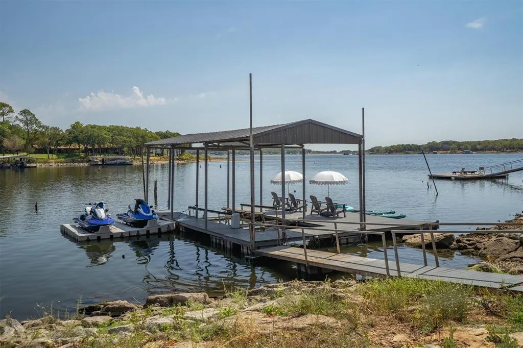 1599 Country Club Road