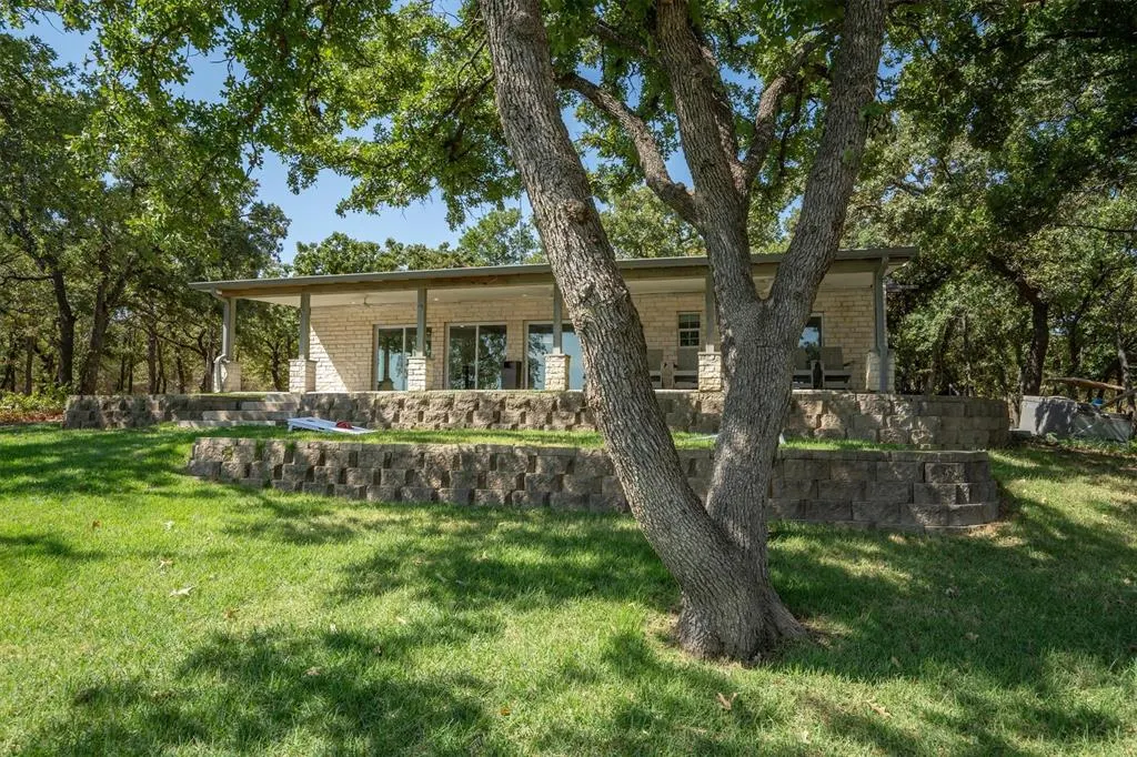 1599 Country Club Road
