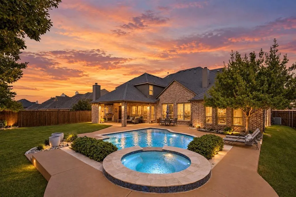 1530 Stillhouse Hollow Drive