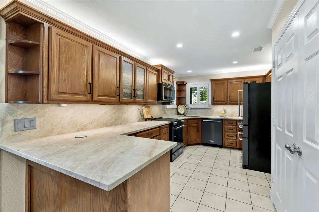 1804 Twin Brook Turn