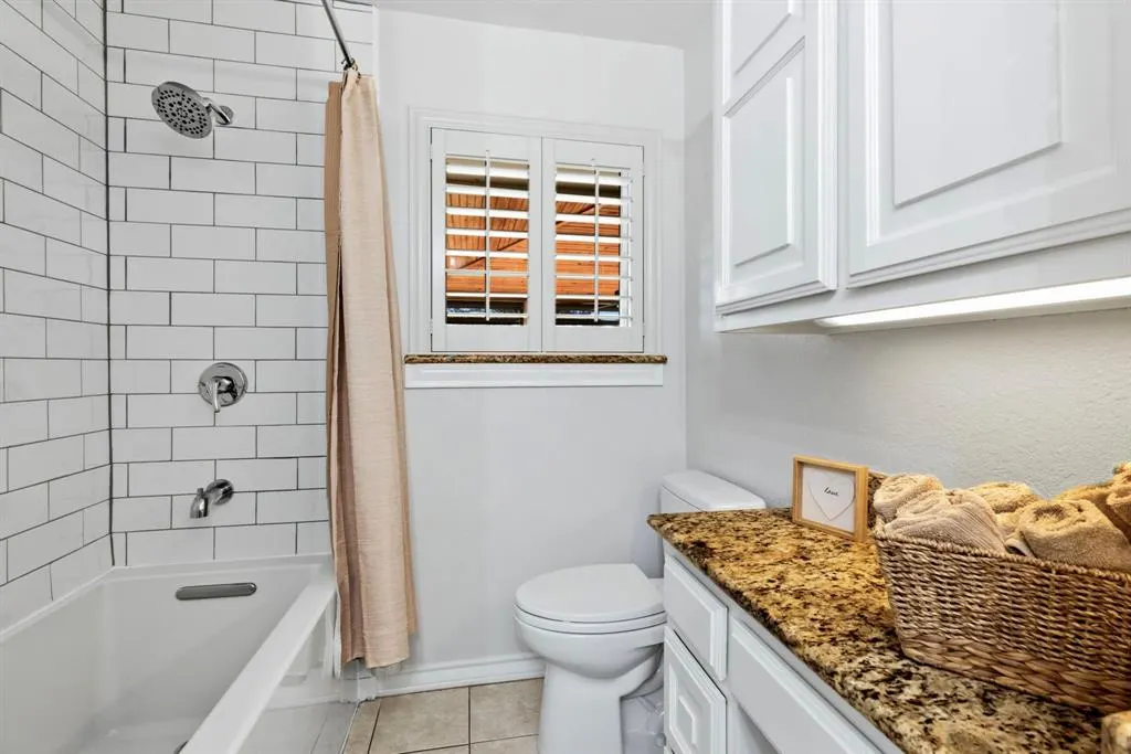 1804 Twin Brook Turn