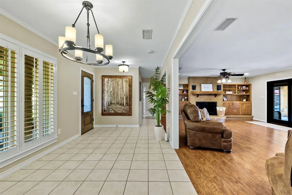 1804 Twin Brook Turn