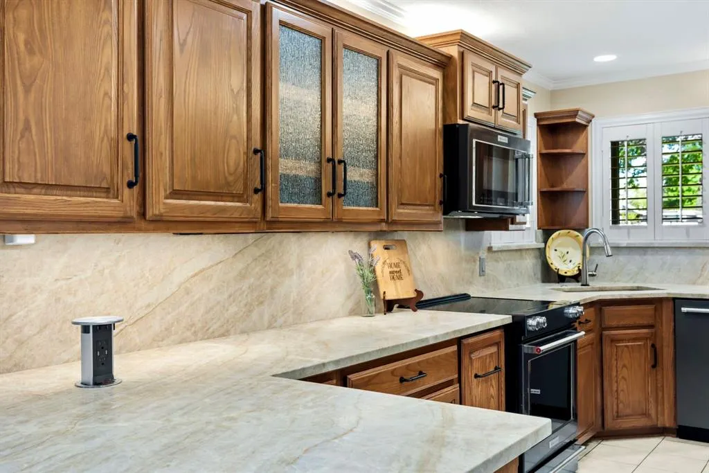 1804 Twin Brook Turn