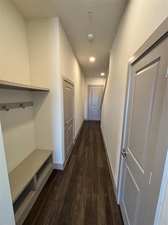 2036 Oak Grove #117