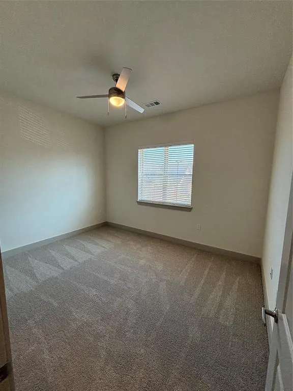 2036 Oak Grove #117