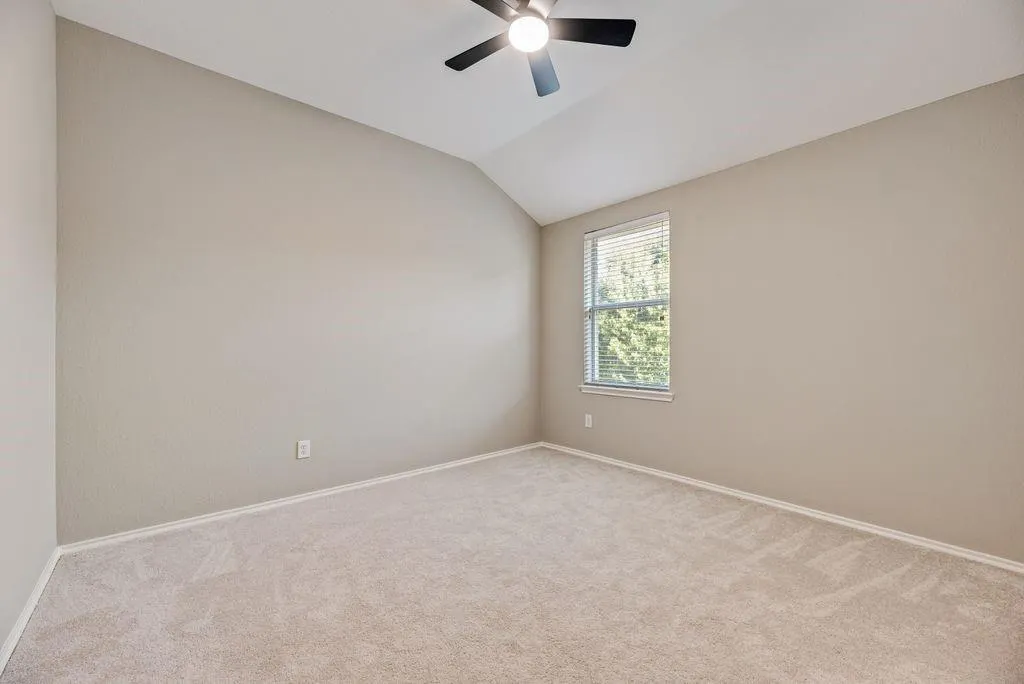 1316 Hunter Lane