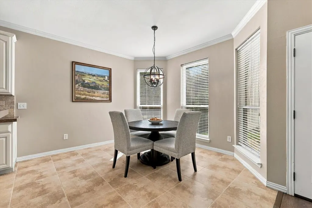 1125 Shadetree Lane