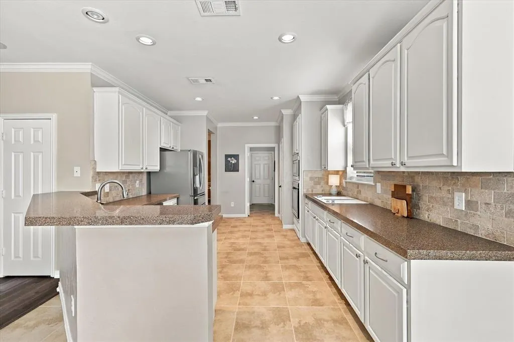 1125 Shadetree Lane