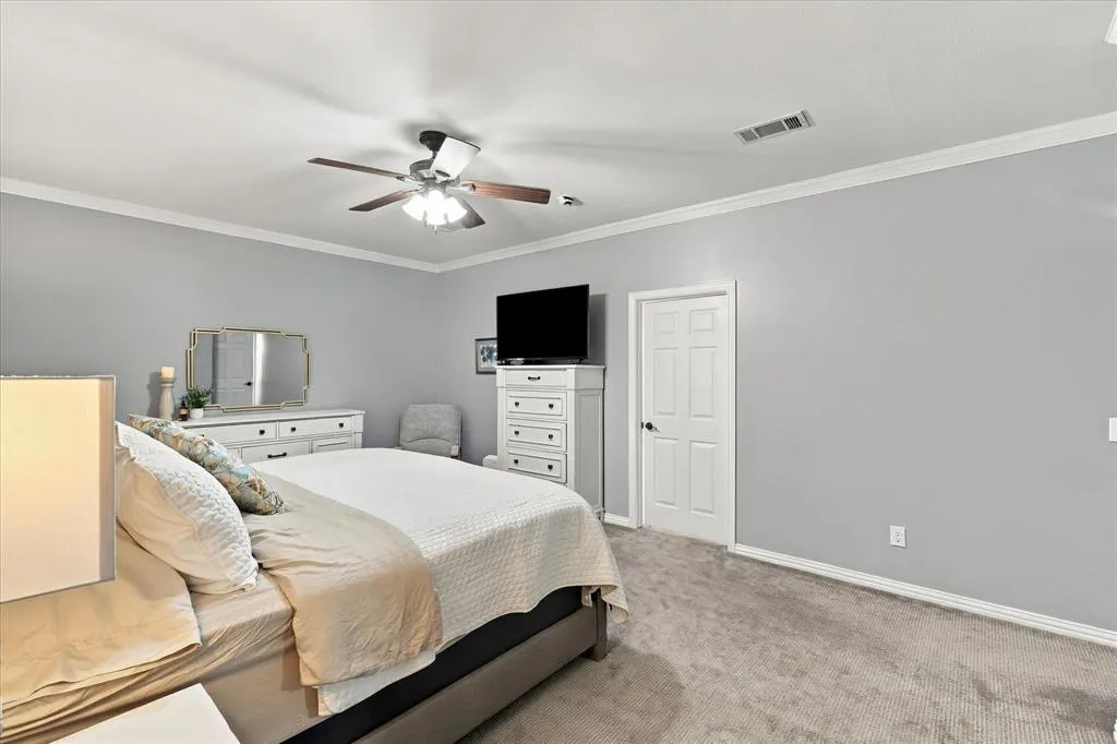 1125 Shadetree Lane