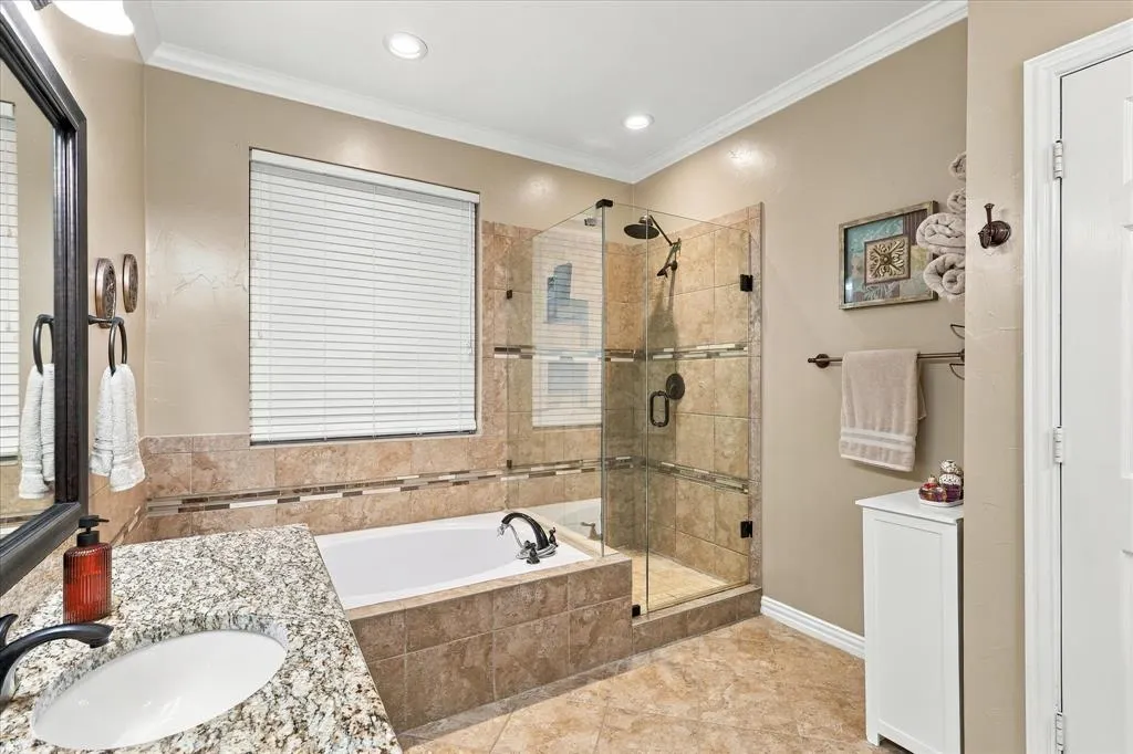 1125 Shadetree Lane