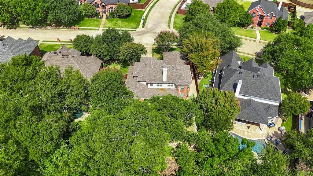 1125 Shadetree Lane
