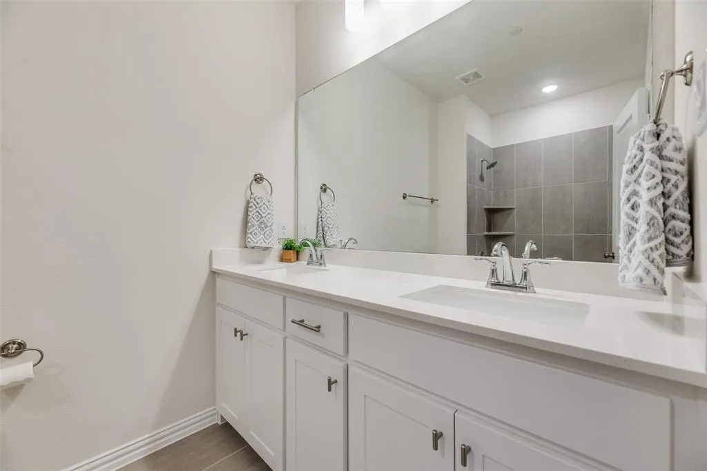 1319 Hill Country Place