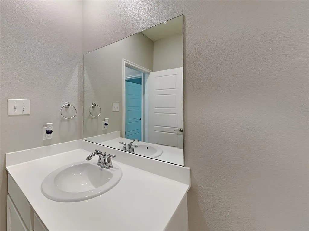 2337 Larimar Drive