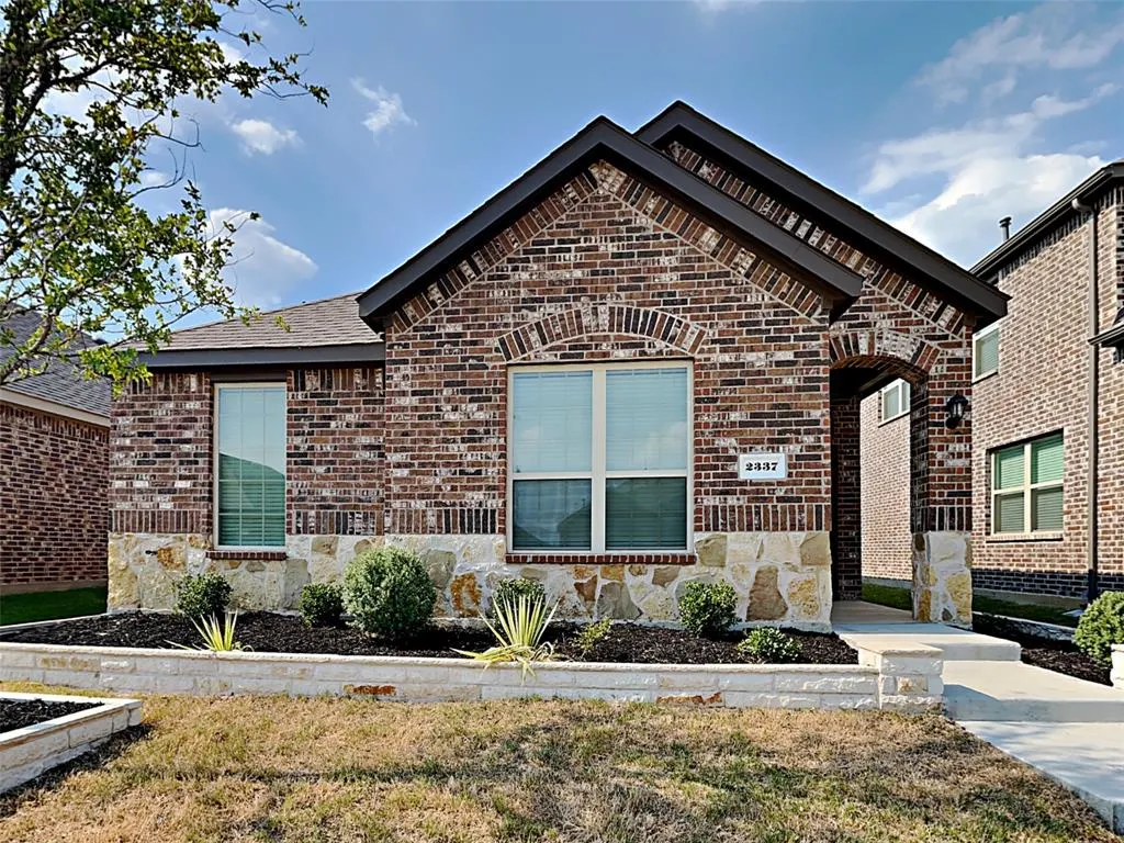 2337 Larimar Drive