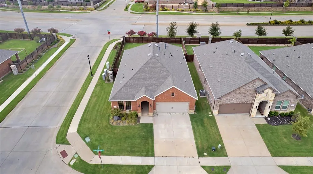 3303 Brady Starr Drive