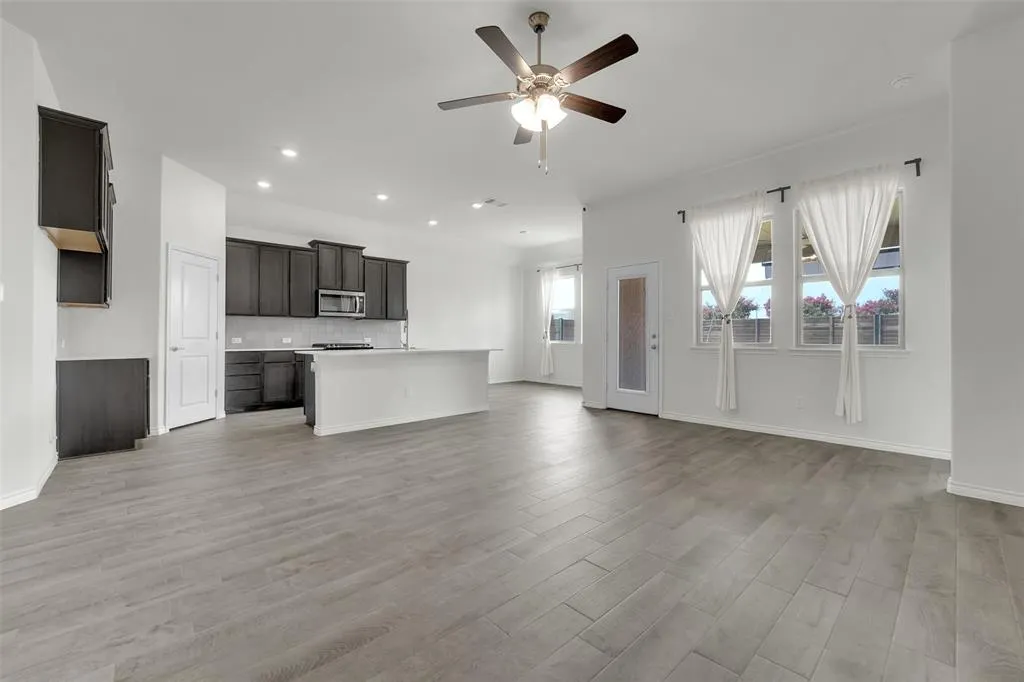 3303 Brady Starr Drive