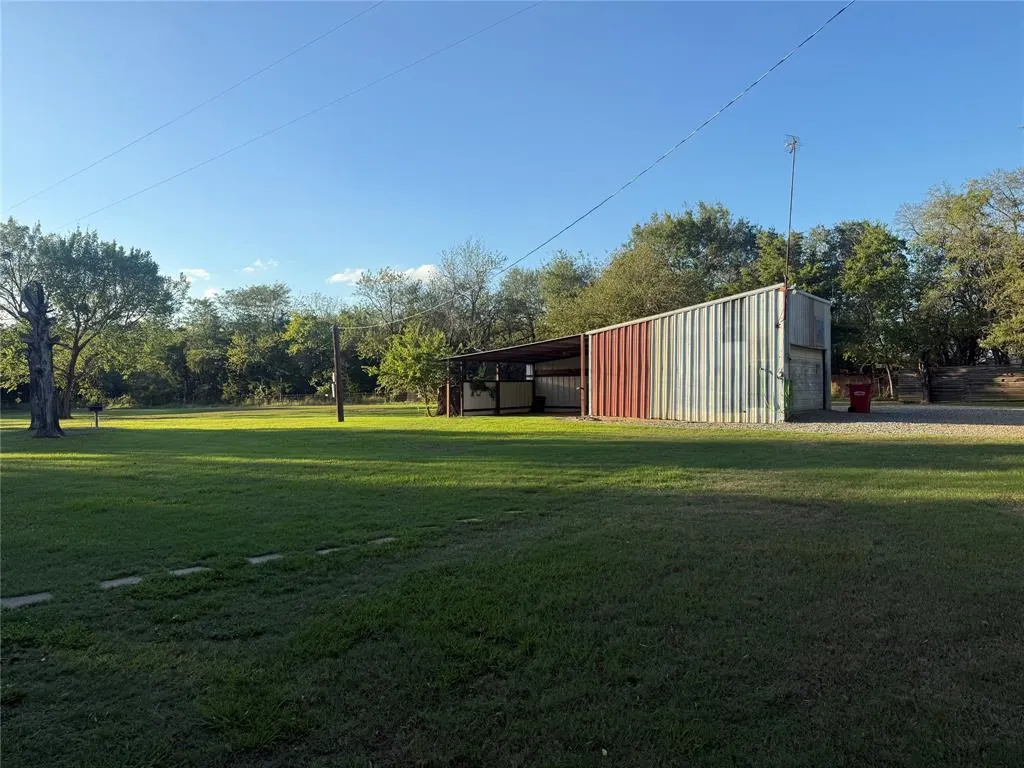 351 County Road 2274