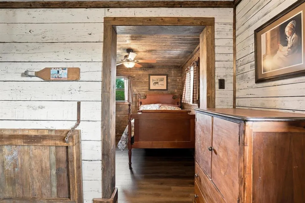 351 County Road 2274