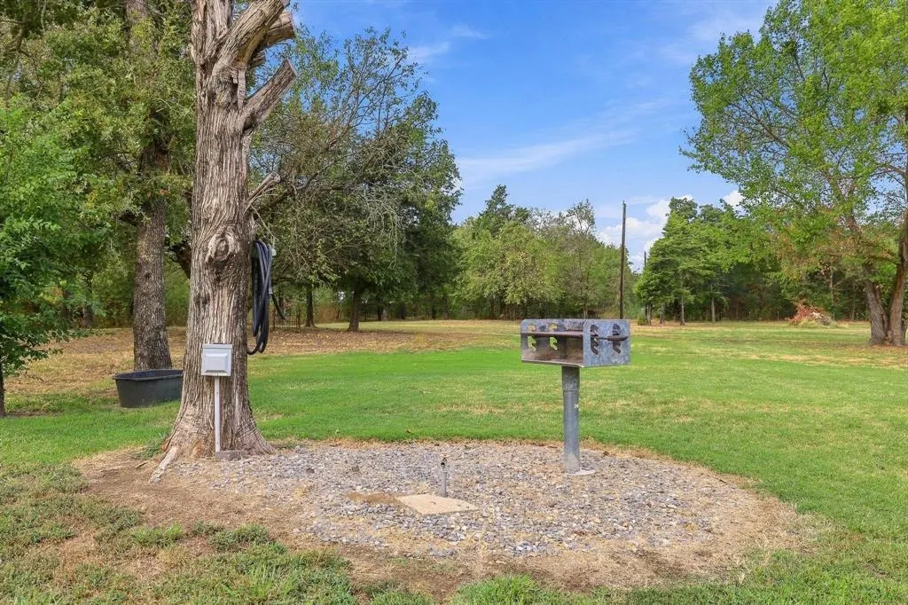 351 County Road 2274