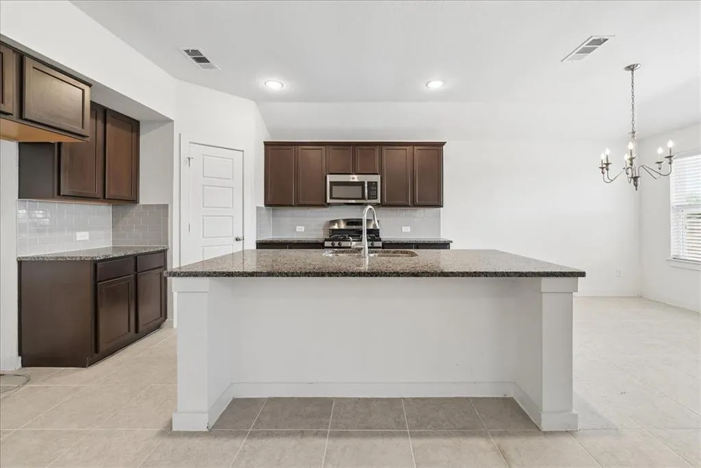 1103 Foxtail Drive