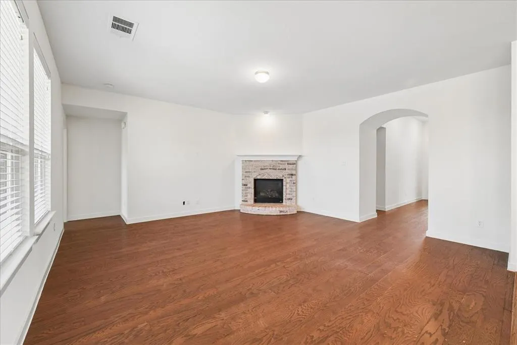 1103 Foxtail Drive