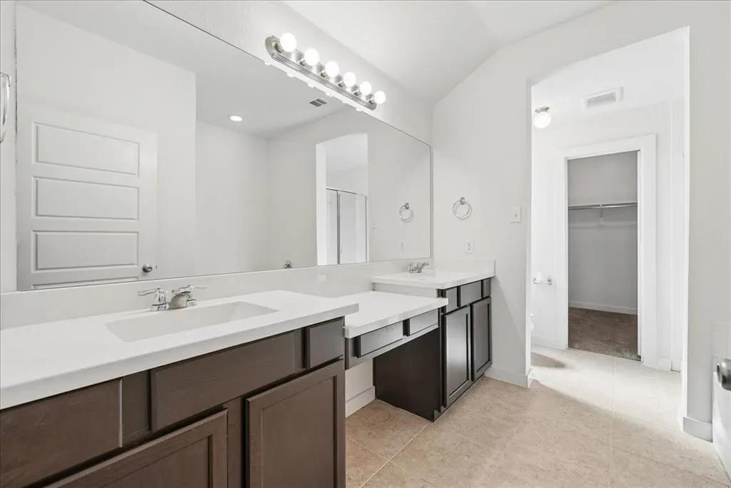 1103 Foxtail Drive