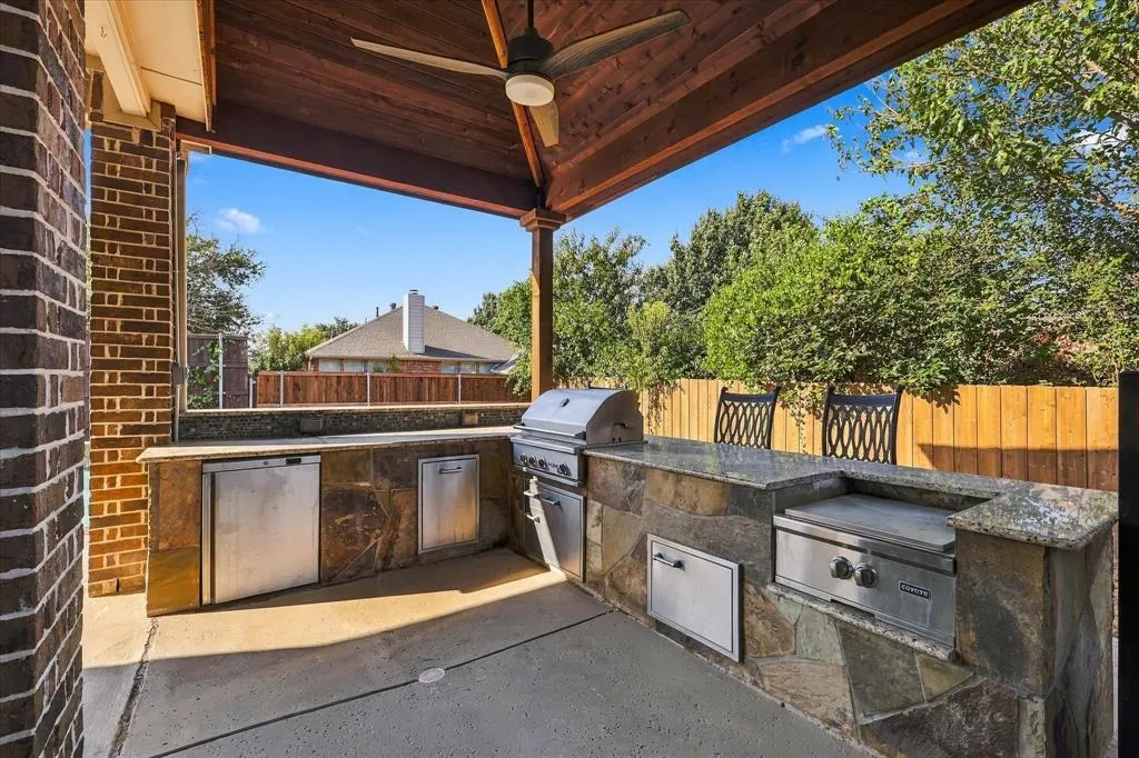 1329 Bateman Lane